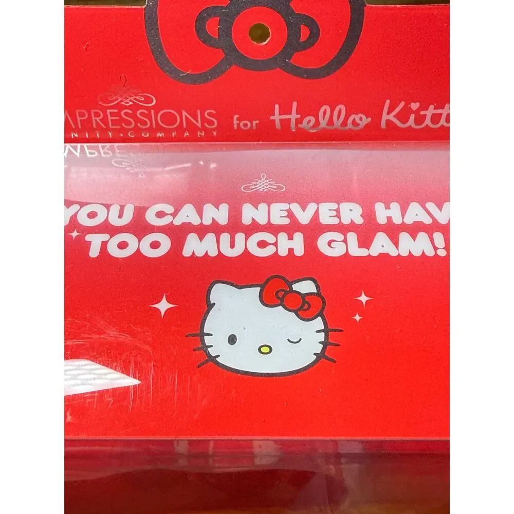 Hello Kitty Red Travel Case and Blending Sponge Set is brand new in the box